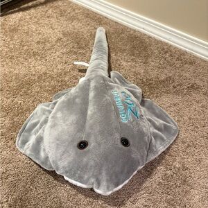 Columbus Zoo and Aquarium Plush Stingray - Gray